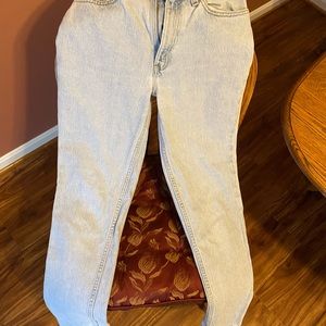 Vintage Levi’s 512 slim fit tapered leg 7 Jr. M